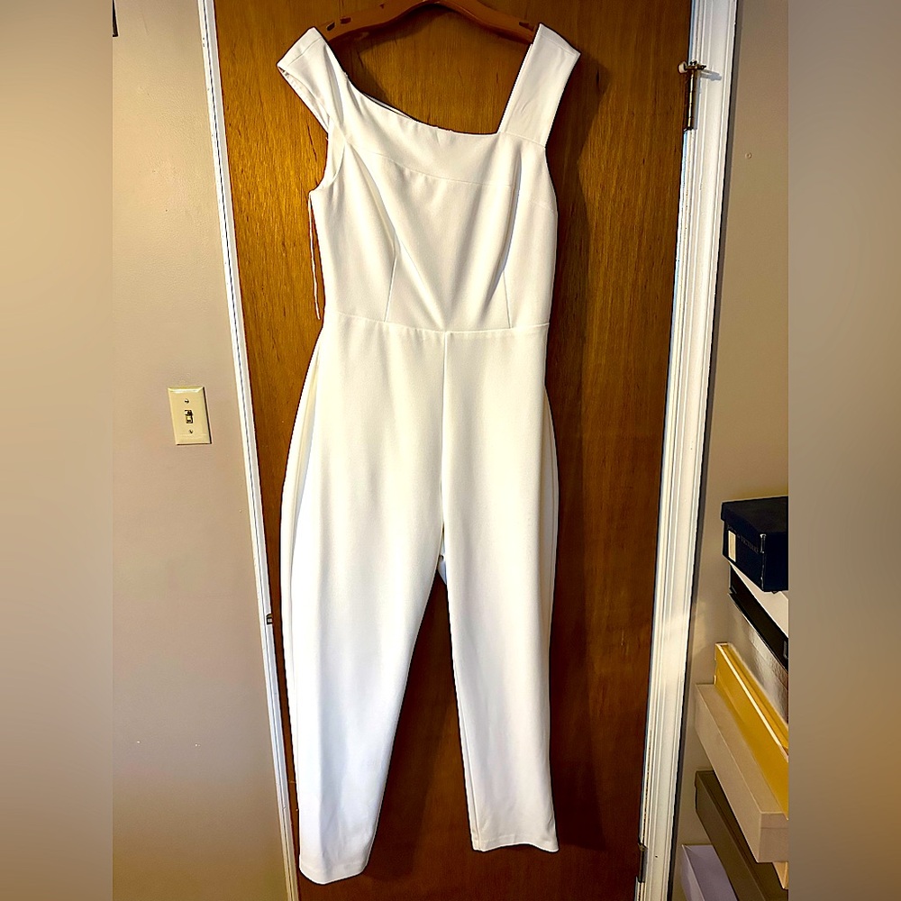 Elegant White Jumpsuit